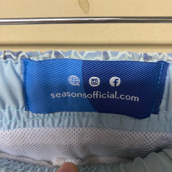 2/$75💥- SWIM | Men’s Season’s official swim shorts size XL - Picture 5 of 8